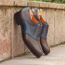 Load image into Gallery viewer, Brown & Navy Leather Saddle Shoes - Saddle