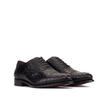 Load image into Gallery viewer, Black Ostrich Oxford Shoes
