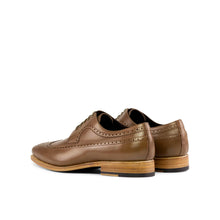 Load image into Gallery viewer, Light Brown Longwing Blucher Shoes
