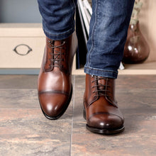 Load image into Gallery viewer, Medium Brown Calf Jumper Boots
