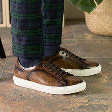 Load image into Gallery viewer, Brown Marble Patina Leather Trainers
