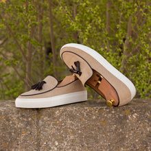 Load image into Gallery viewer, Tan Linen Belgian Sneakers
