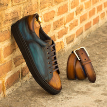 Load image into Gallery viewer, Blue &amp; Cognac Regular Patina Classic Trainers
