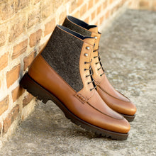 Load image into Gallery viewer, Medium Brown Calf Leather &amp; Herringbone Moc-Toe Boots
