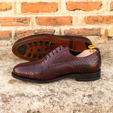 Load image into Gallery viewer, Burgundy Python Oxford Shoes - Oxford 
